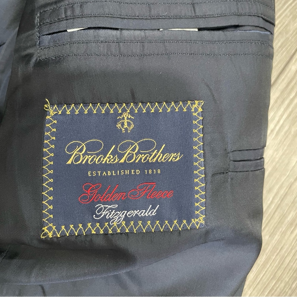Brooks Brothers Golden Fleece Fitzgerald Dark Navy Blue Pin Stripe Suit 42R/32W - Picture 8 of 16
